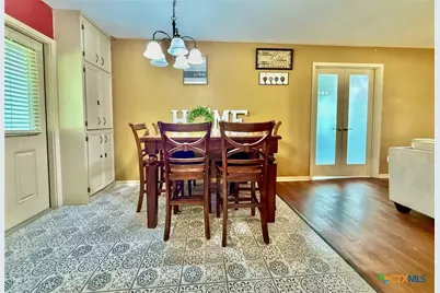 203 W Koether Street, Shiner, TX 77984 - Photo 13