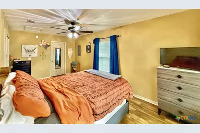 203 W Koether Street, Shiner, TX 77984 - Photo 21