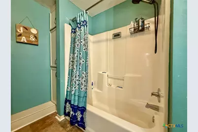 203 W Koether Street, Shiner, TX 77984 - Photo 23