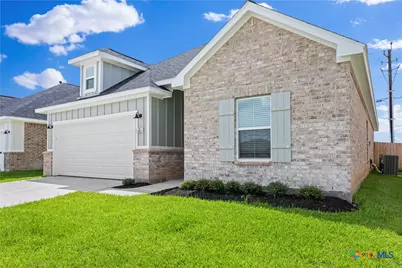 312 Cardinal Drive, Port Lavaca, TX 77979 - Photo 1
