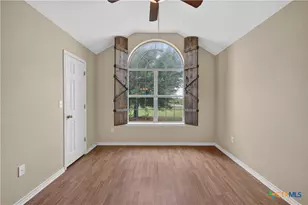 8407 Shaw Rd, Rogers, TX 76569 - Photo 19
