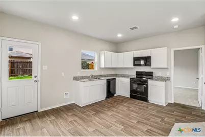 2427 Rambo Drive, San Antonio, TX 78224 - Photo 9