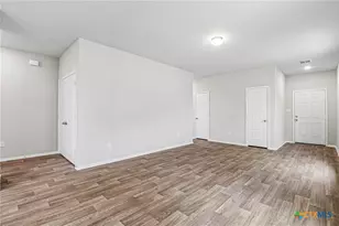 2451 Rambo Dr, San Antonio, TX 78224 - Photo 7
