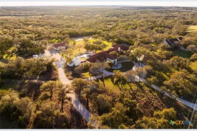 376 San Marcos Trail, New Braunfels, TX 78132 - Photo 3