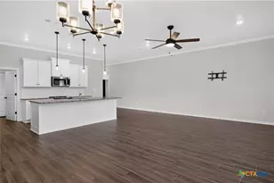 3607 Reynolds Dr, Belton, TX 76513 - Photo 5