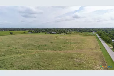 402 Happy Haven Road, Mcqueeney, TX 78123 - Photo 13