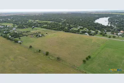 402 Happy Haven Road, Mcqueeney, TX 78123 - Photo 11
