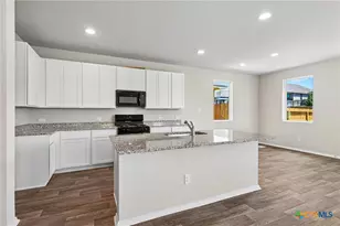 2338 Croaker Crk, San Antonio, TX 78245 - Photo 7