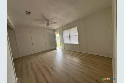 620 W Avenue B, Copperas Cove, TX 76522 - Photo 3
