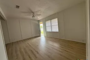 620 W Avenue B, Copperas Cove, TX 76522 - Photo 3