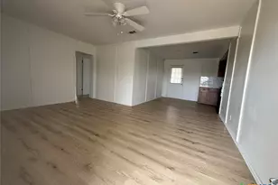 620 W Avenue B, Copperas Cove, TX 76522 - Photo 5