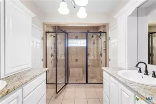 80 Hunters Way, Victoria, TX 77904 - Photo 17