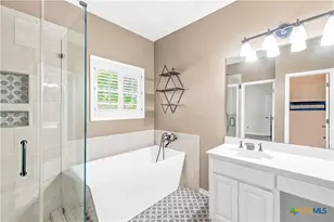 80 Hunters Way, Victoria, TX 77904 - Photo 21