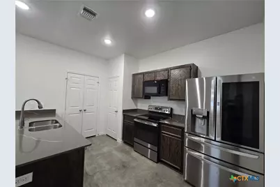 2318 Zanoletti Drive #B, Temple, TX 76504 - Photo 7
