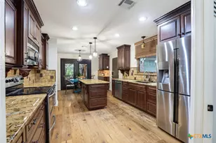 14227 Emerald Hill Dr, San Antonio, TX 78231 - Photo 13