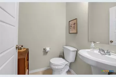 1642 Ranch House, New Braunfels, TX 78132 - Photo 3