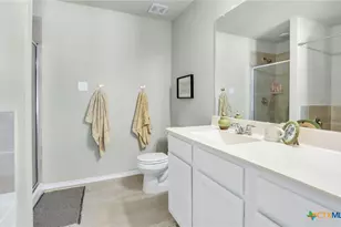 1642 Ranch House, New Braunfels, TX 78132 - Photo 5