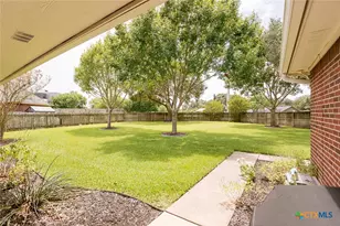 101 Legend Dr, Victoria, TX 77904 - Photo 43