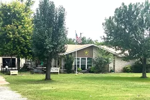 11 Ridgewood Dr, Morgans Point Resort, TX 76513 - Photo 1