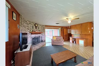 518 N San Patricio Street, Goliad, TX 77963 - Photo 3