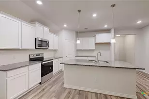 241 Dora Dr, Killeen, TX 76549 - Photo 3