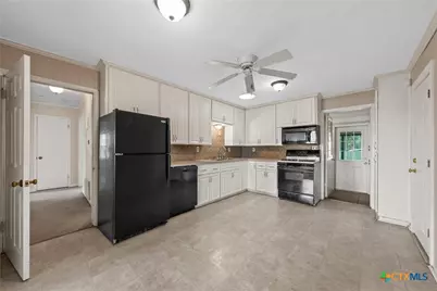4010 S 5th Street, Temple, TX 76502 - Photo 9