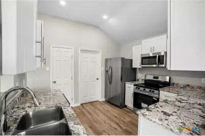 209 Foxtail Drive, Temple, TX 76502 - Photo 13