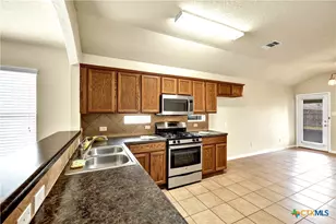 1048 Lilac Wind, New Braunfels, TX 78130 - Photo 7