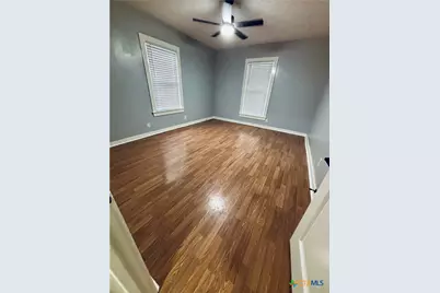 2609 Cardinal Street, Victoria, TX 77901 - Photo 9