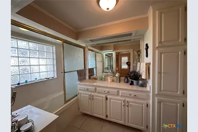 1160 Fm 1447, Cuero, TX 77954 - Photo 5