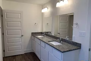 1858 Royal Loop, Belton, TX 76513 - Photo 17