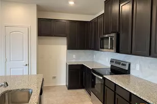 1216 Long Crk Ln, Belton, TX 76513 - Photo 5