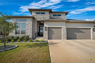 1925 Luna St, New Braunfels, TX 78132 - Photo 1