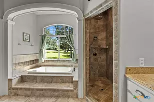 5 Horseshoe Trail, New Braunfels, TX 78132 - Photo 23