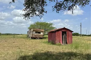 627 Ochoa, Nordheim, TX 78141 - Photo 9