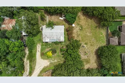 1521 S Mesquite Avenue, New Braunfels, TX 78130 - Photo 39
