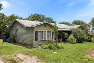 1521 S Mesquite Ave, New Braunfels, TX 78130 - Photo 41