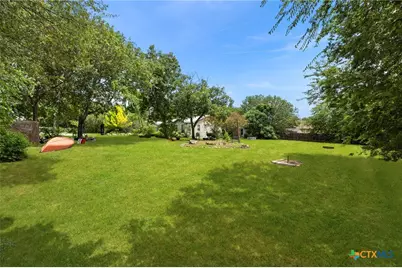 1521 S Mesquite Avenue, New Braunfels, TX 78130 - Photo 33
