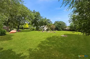 1521 S Mesquite Ave, New Braunfels, TX 78130 - Photo 33