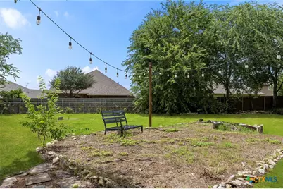 1521 S Mesquite Avenue, New Braunfels, TX 78130 - Photo 31