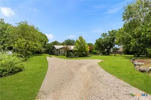 1521 S Mesquite Ave, New Braunfels, TX 78130 - Photo 35