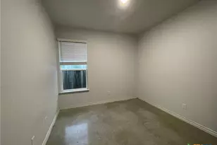 318 Dolphin Dr, Temple, TX 76501 - Photo 27