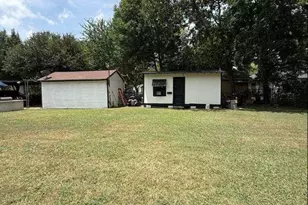 8411 Birch Ave, Dallas, TX 75217 - Photo 3