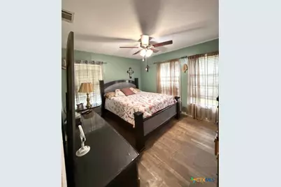 8411 Birch Ave, Dallas, TX 75217 - Photo 11