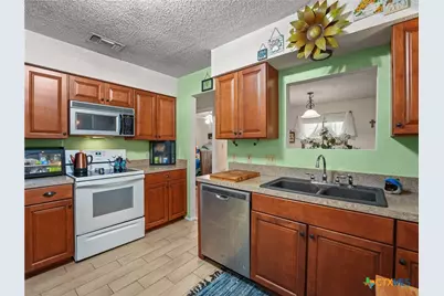 9622 Covey Bridge Ln, Austin, TX 78758 - Photo 7
