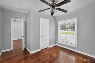 1518 S 37th St, Temple, TX 76504 - Photo 29