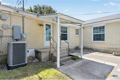 1518 S 37th Street, Temple, TX 76504 - Photo 9