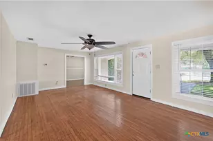 1518 S 37th St, Temple, TX 76504 - Photo 19