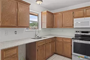 24 Ridgewood Dr, Belton, TX 76513 - Photo 19
