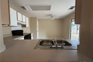 3406 Sante Fe Trail, Seguin, TX 78155 - Photo 7